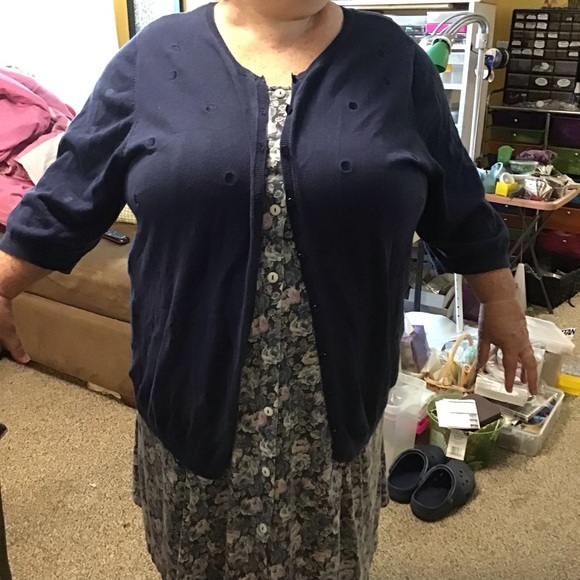 MAGGIE BARNS ESSENTIALS short sleeves cardigan sweater - Picture 1 of 10